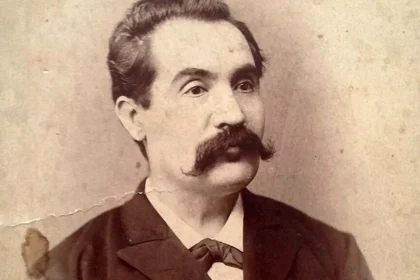 Mihai Eminescu așa cum apare el în fotografiile Muzeului ”Mihai Eminescu” din Iași.