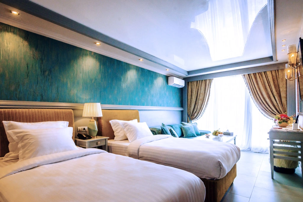 cameră de hotel pe litoralul românesc, exemplu de cazare pentru turiști la mare