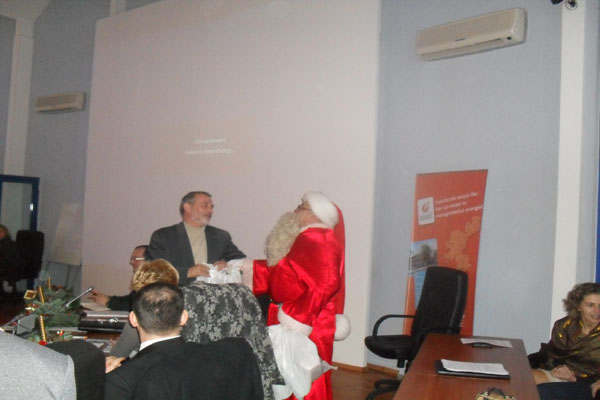 mos-craciun-consiliul-local