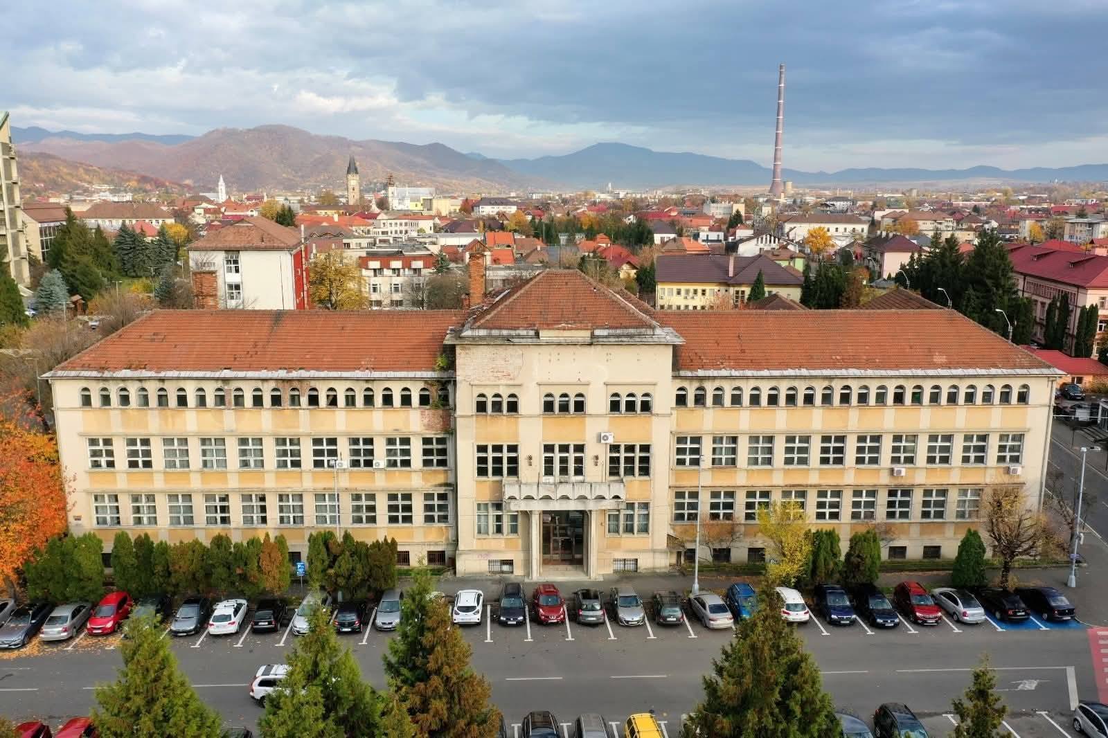 Sediul Companiei Remin cumpărat de Primăria Baia Mare. Clădirea este un simbol al minieritului din Maramureș.