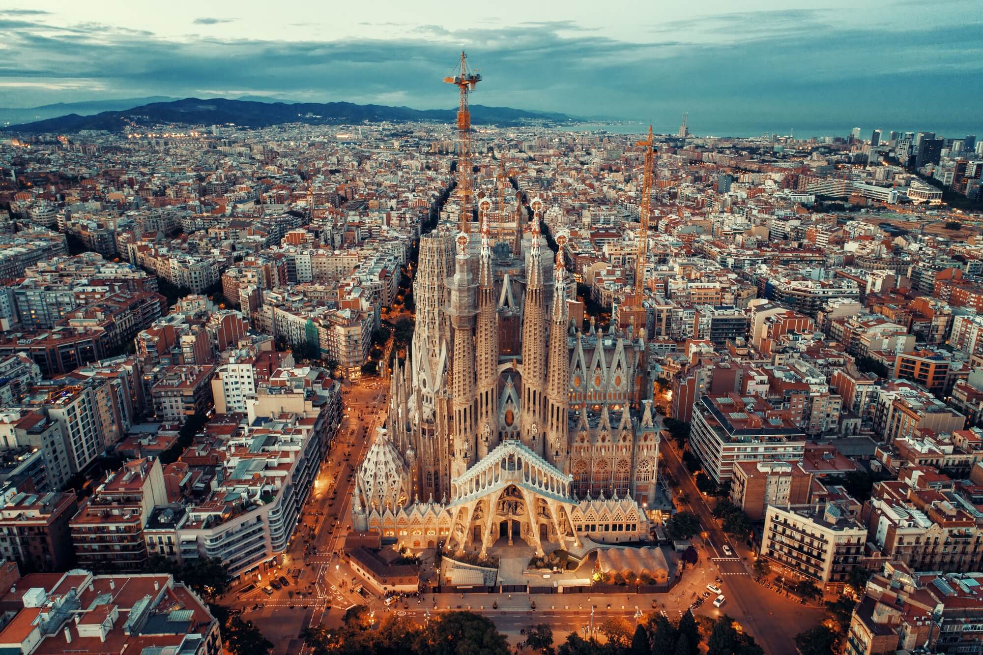 Sagrada Familia din Barcelona, atracție emblematică pentru turiștii care aleg un city break 1 iunie 2026