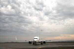 avion aeroport curse anulate otopeni baneasa henri coanda