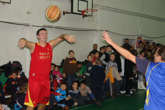 bc olimpic ramira 80 8