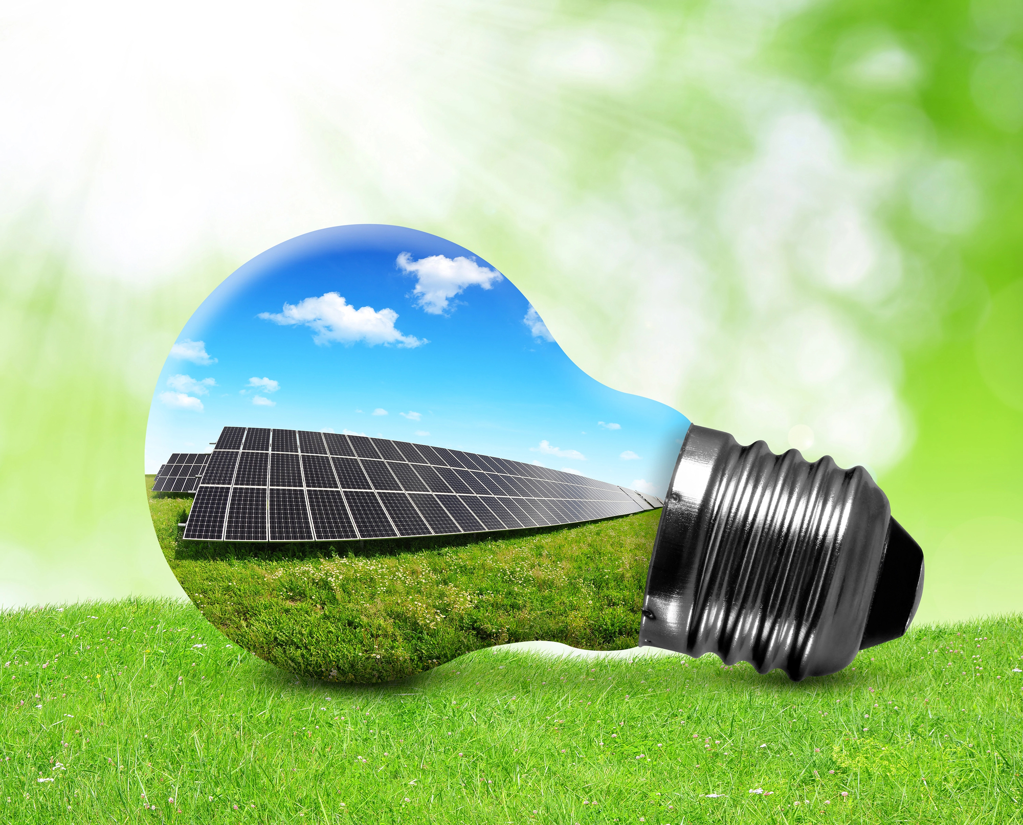 Energie verde obținută din panouri folovoltaice în Maramureș.
