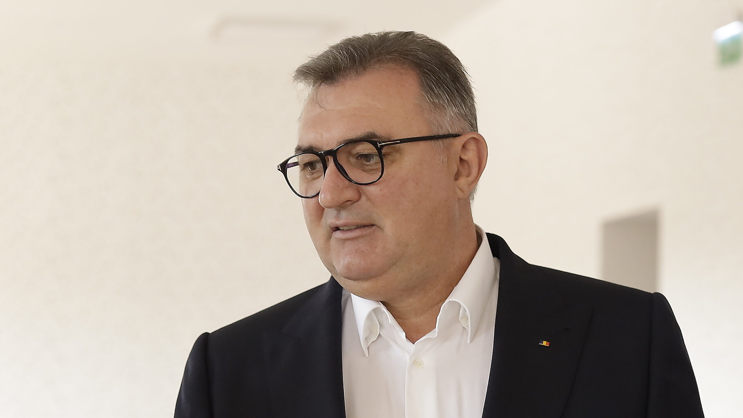Sorin Vlașin, senator PSD Maramureș, înaintea ședinței PSD privind schimbarea premierului Ilie Bolojan