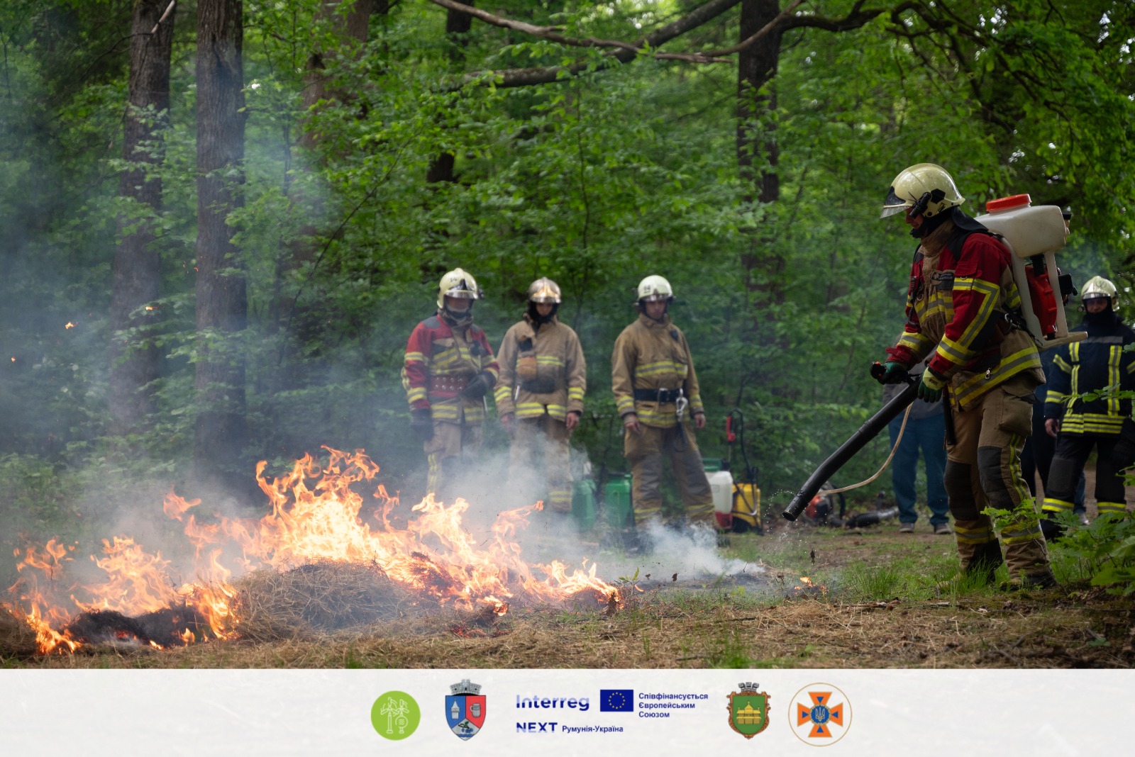 Pompieri România și Ucraina la exercițiu practic de stingere a incendiilor în cadrul proiectului RESPONDIS din Coaș