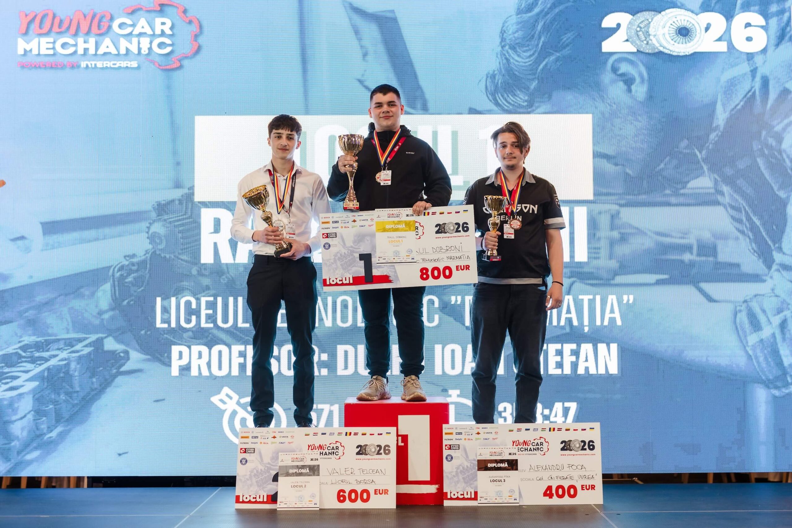 podium Young Car Mechanic România 2026 cu elevi din Maramureș