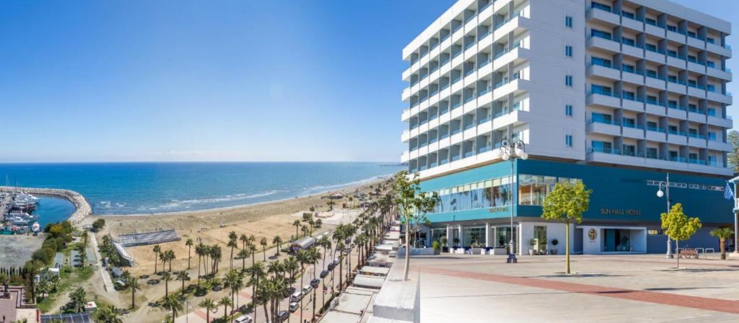 Sun Hall Beach Hotel Apartments din Larnaca, ofertă de vacanță în Cipru cu zbor din Cluj