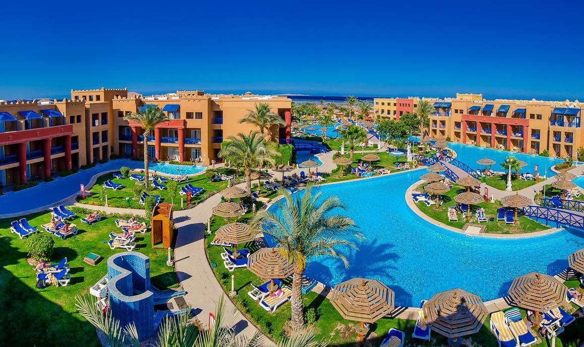 Titanic Palace 5 din Hurghada, resort all inclusive cu aquapark și piscine spectaculoase